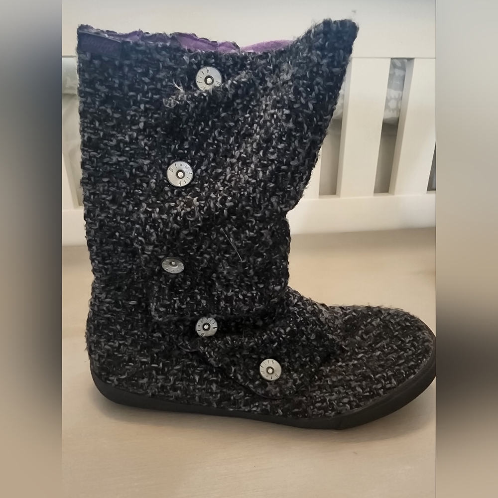 Charcoal gray Blowfish boots with buttons